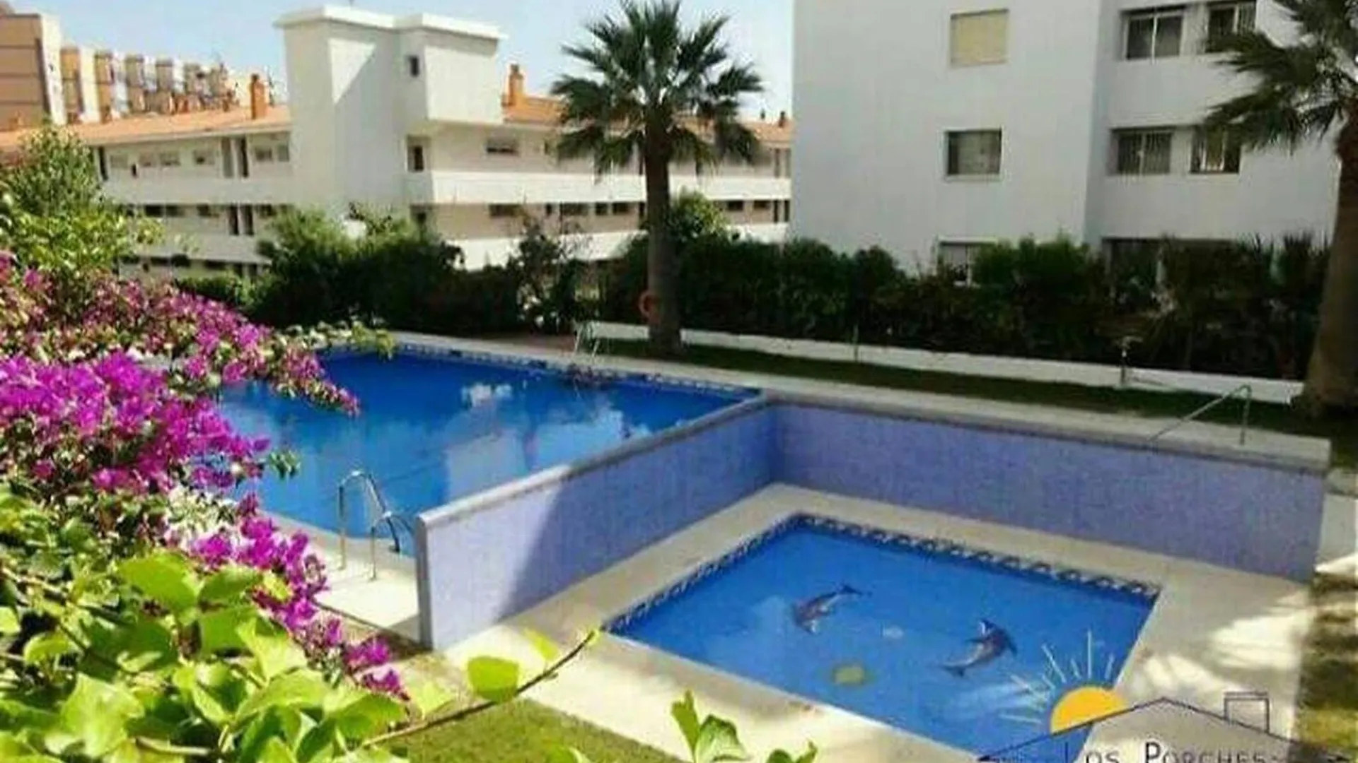 041 - Los Porches Beach Apartment Бенальмадена