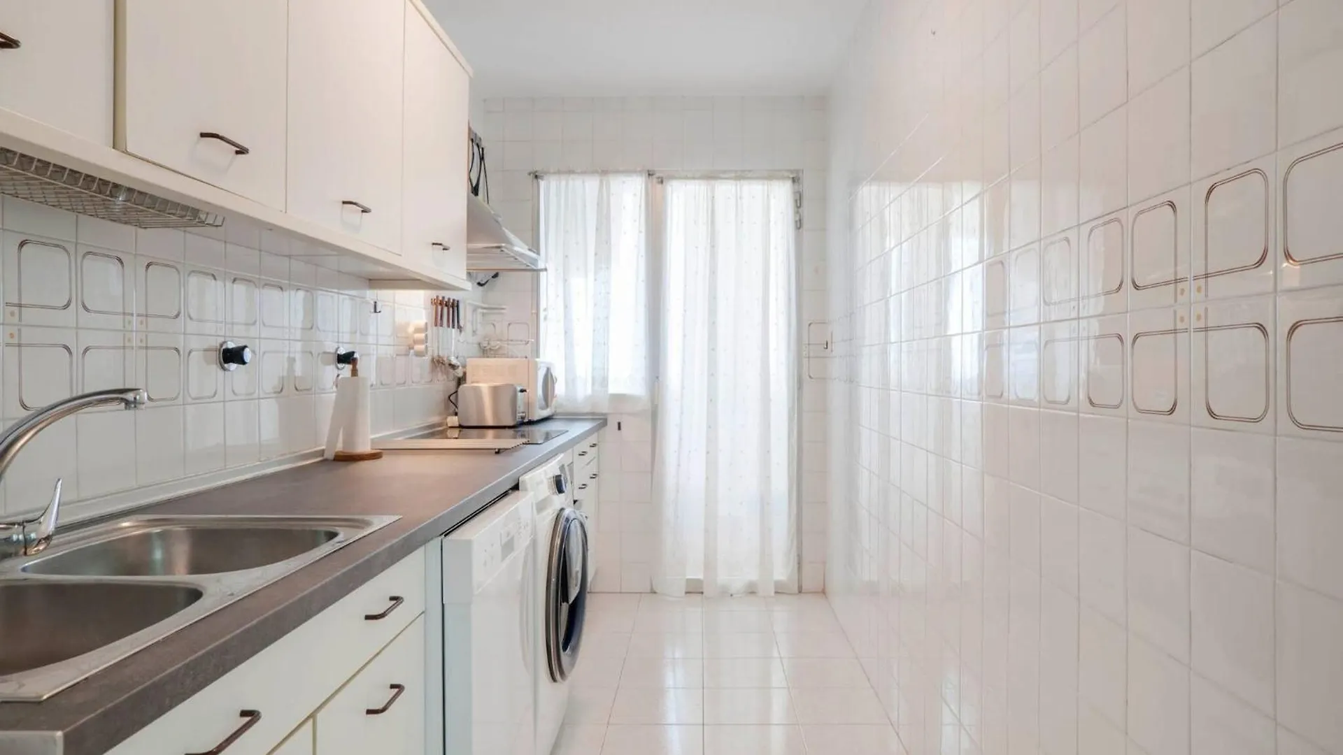 041 - Los Porches Beach Apartment Benalmadena