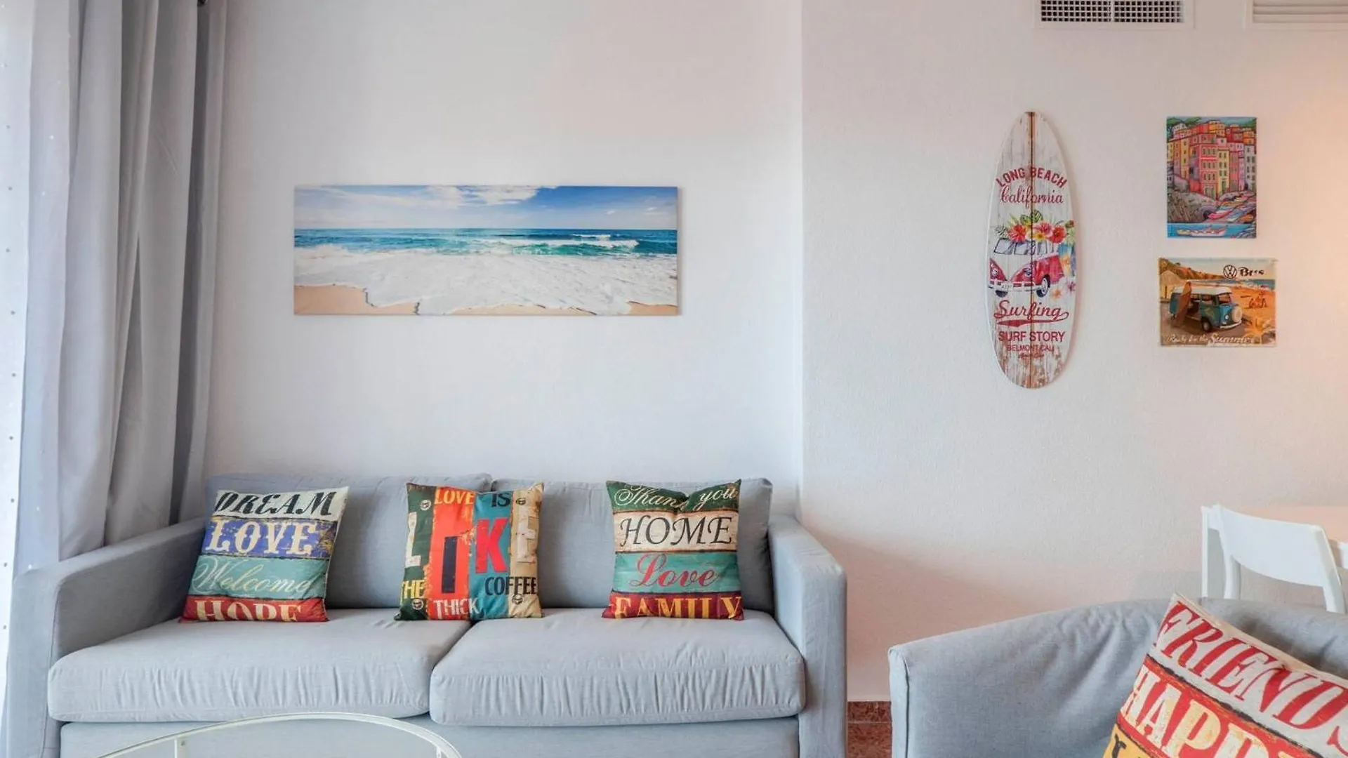 041 - Los Porches Beach Apartment Бенальмадена Испания